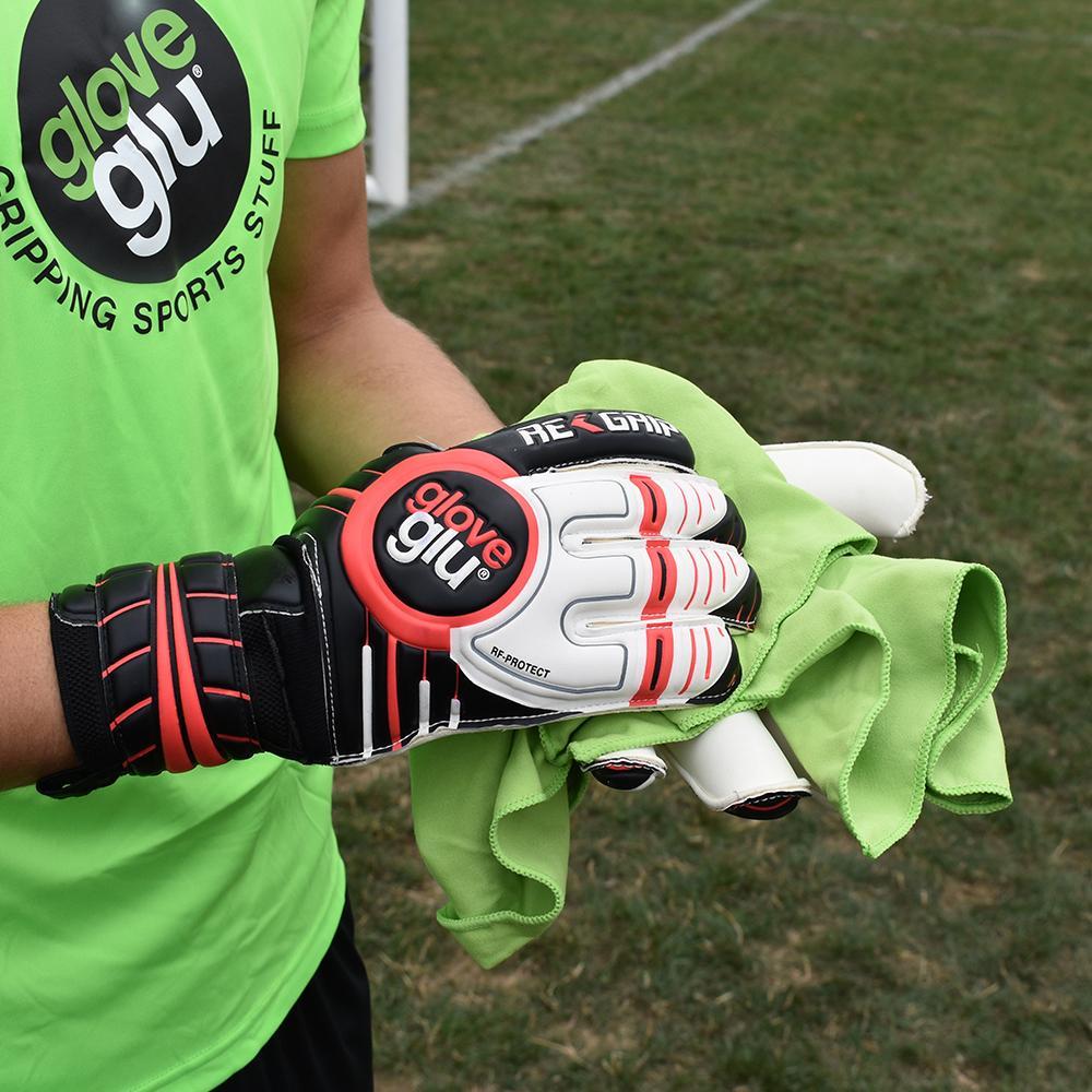 Goalkeeper glove hot sale towel